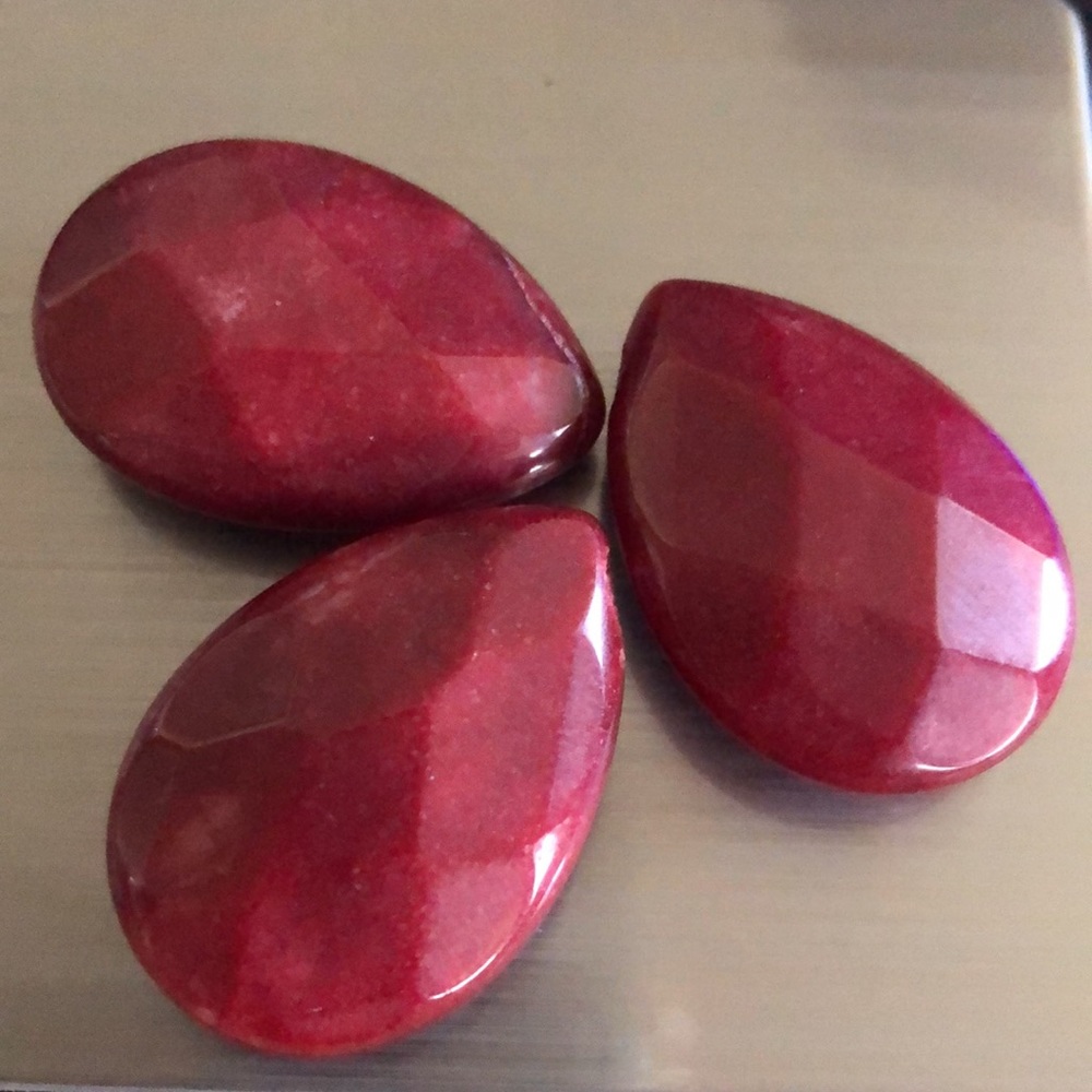 Three Faceted Ruby Red Teardrop Red Jade Beads - image 1